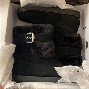 Black boots brand new never worn